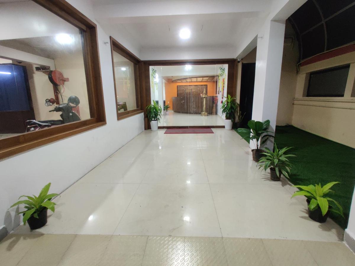Amruth Inn غوروفايور المظهر الخارجي الصورة